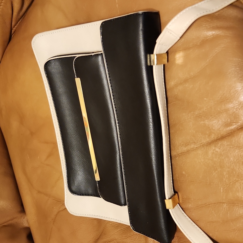 Metaphor Handbag - Picture 4 of 7
